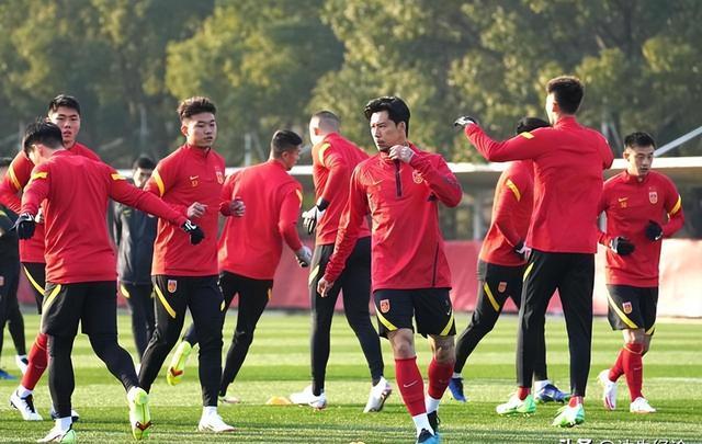 关于泰国代表团备战有序表现出色的信息