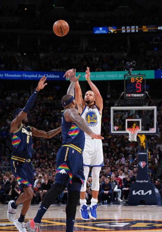 爱游戏体育-水花队射手状态火热，靠三分球取胜