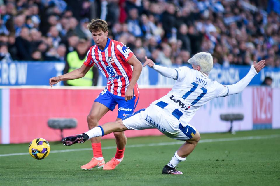 包含马德里竞技主场小胜莱加内斯，表现可圈可点的词条