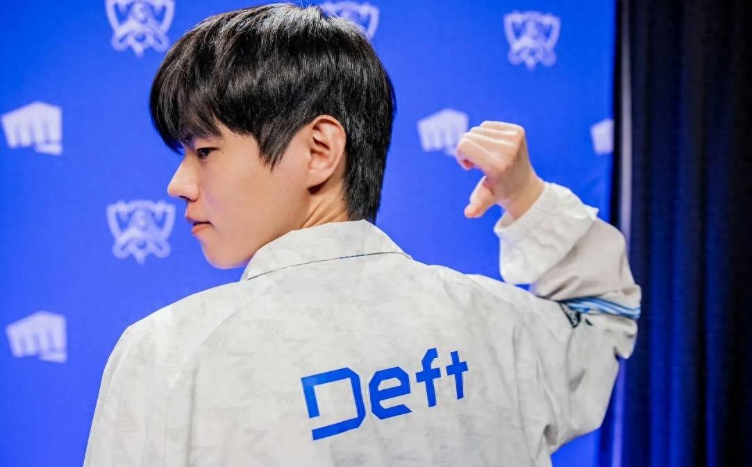 -关于TL碾压TES，Deft线上压制力十足峡谷大战淘汰赛，成为赛场最大亮点的信息