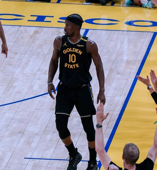 爱游戏tv-火箭连胜太阳，晋级西部半决赛