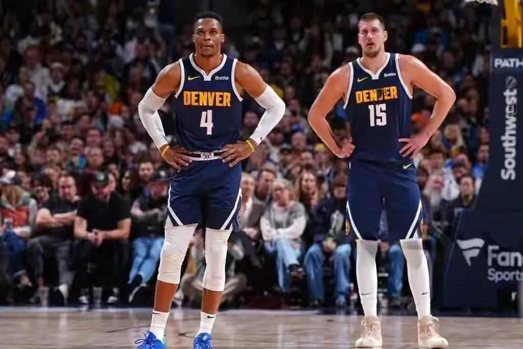 爱游戏APP-独行侠客场力克掘金，唐斯砍下36分