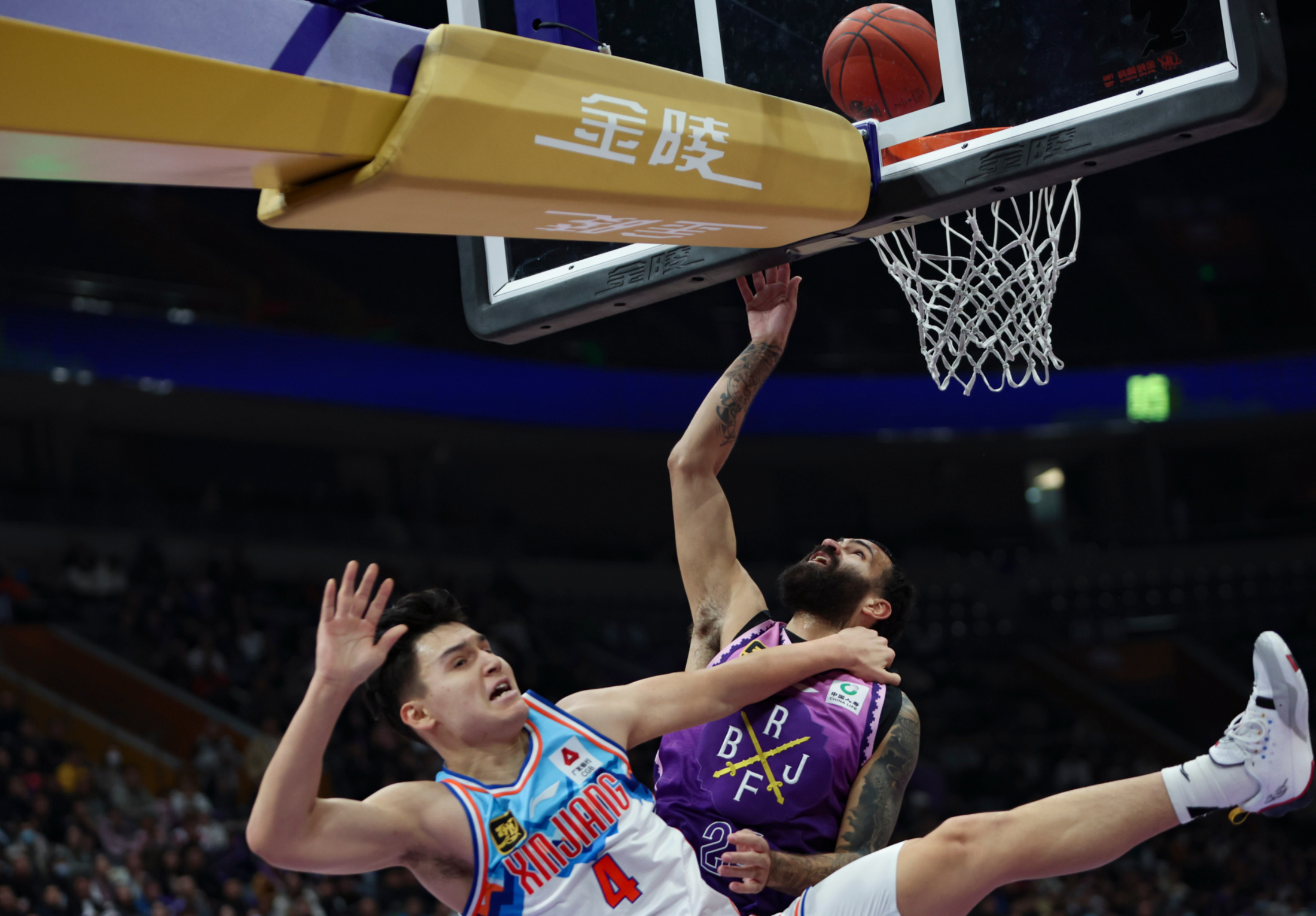 新疆队全力备战，争取胜利晋级