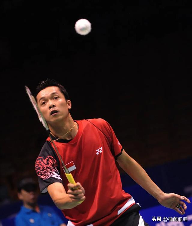 泰国羽毛球队力克英格兰羽毛球队，陶菲克关键制胜的简单介绍