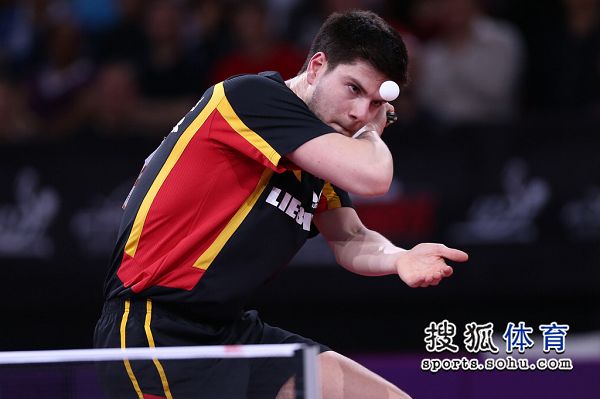 法国队完胜瑞典队,奥恰洛夫点燃赛场 法国队完胜瑞典队,奥恰洛夫点燃赛场