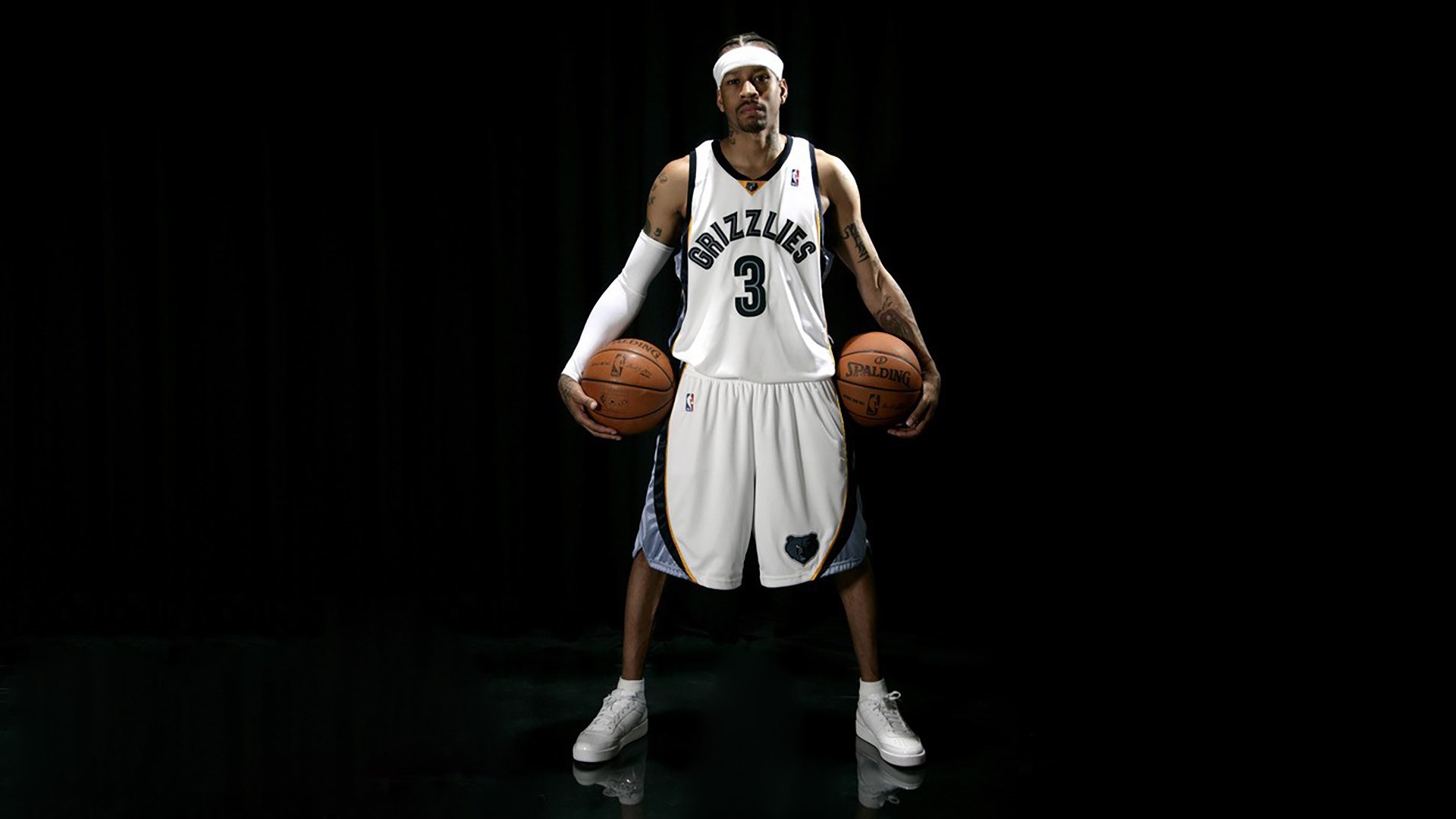 星辰的背叛，爱德华兹如何在总决赛之夜重写巨星教科书